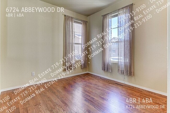 Building Photo - 6724 Abbeywood Dr