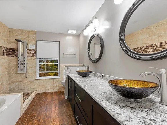 Building Photo - 4829 Christoble Dr