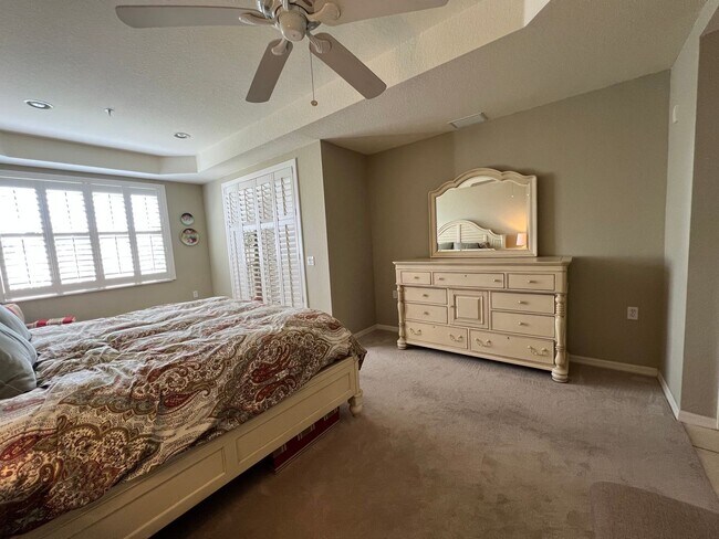 Building Photo - Furnished/Short Term Rental ** Available 9...