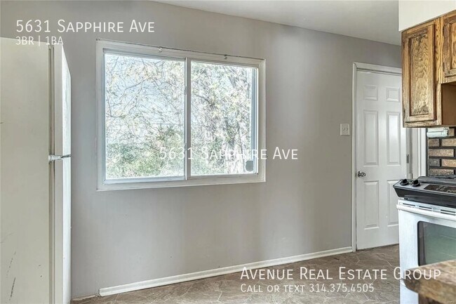 Building Photo - Just Listed! - 5631 Sapphire Ave