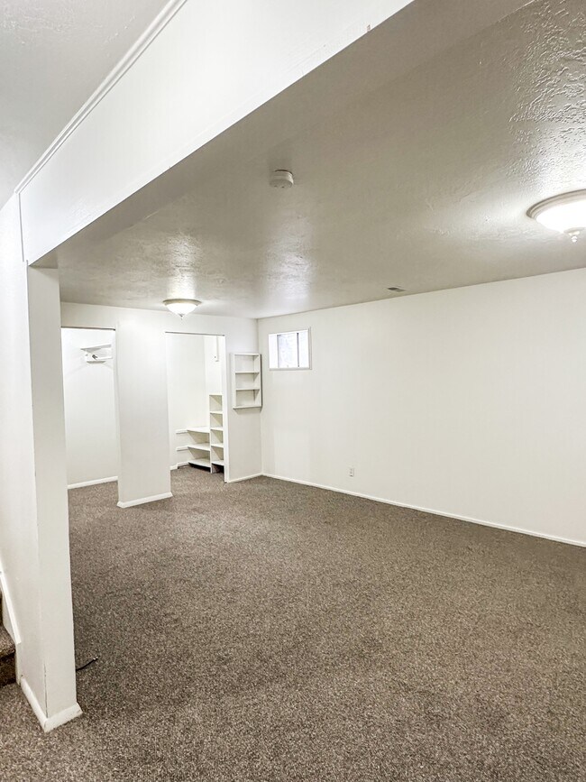 Building Photo - 5333 Peachwood Cir