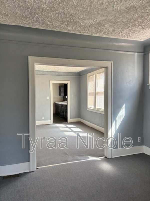 Building Photo - 7424 Wykes St