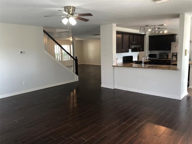 Building Photo - 5718 Silas Creek Ct