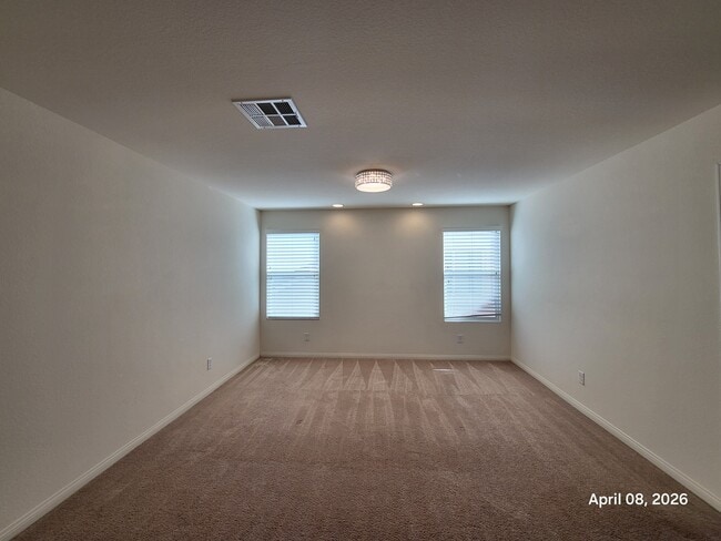 Building Photo - 5882 Azzura Palms Ave