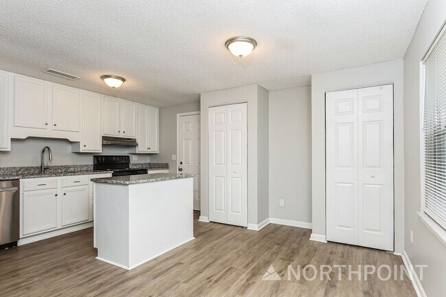 Building Photo - 3 BR/2BA | Newly Renovated Single Family Home | 1-Car Covered Parking | Front yard!