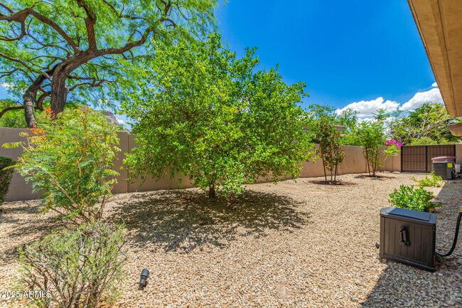 Building Photo - 13296 E Appaloosa Pl