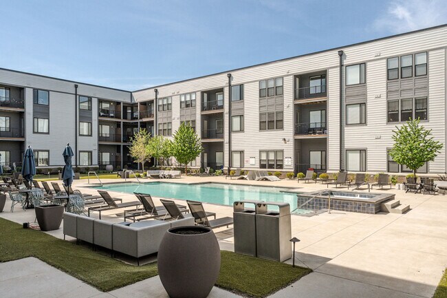 Building Photo - 11150 Lantern Rd