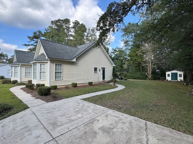 Building Photo - Downtown Conway - 3 Bedroom / 2 Bathroom