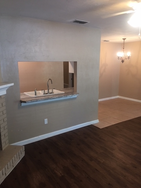 Building Photo - 3324 Sedona Rd
