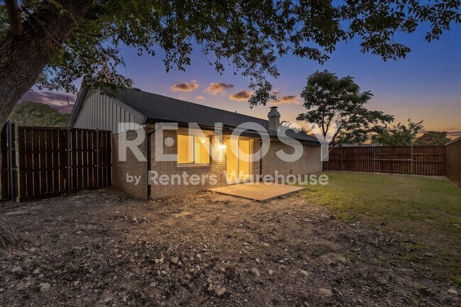 Building Photo - 507 S Spring Creek Dr