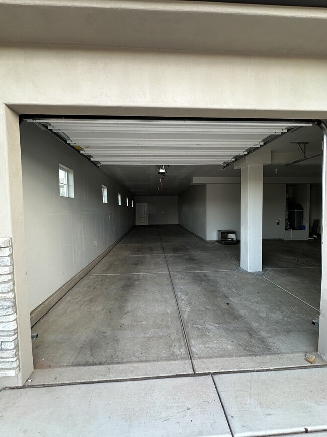 Building Photo - 3292 E 2890 S