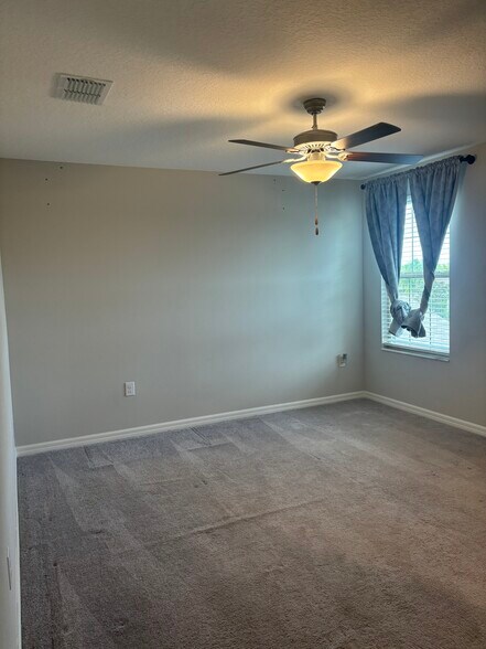 Building Photo - 9663 Channing Hill Dr