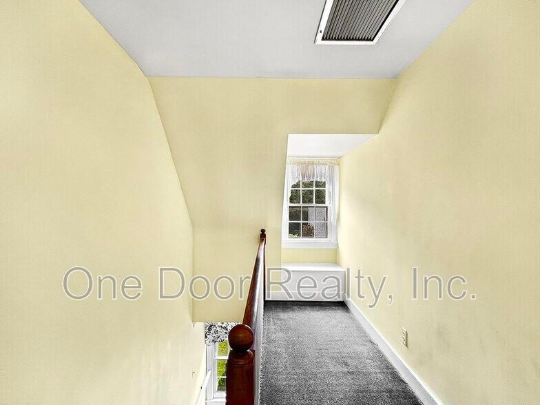 Building Photo - 307 Indian Springs Rd