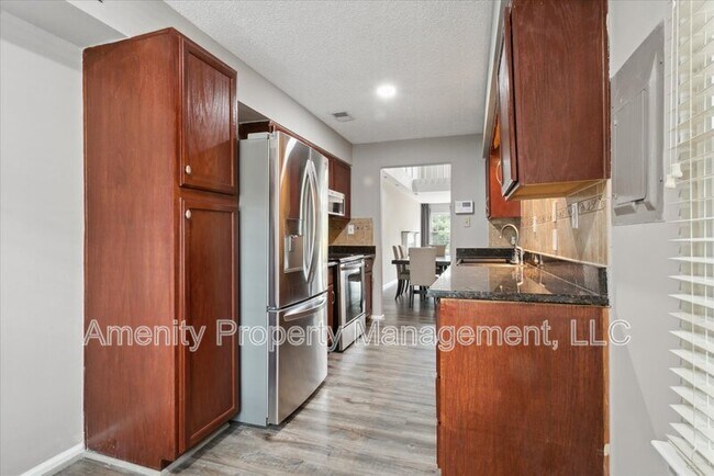 Building Photo - 953 Gas Light Ln