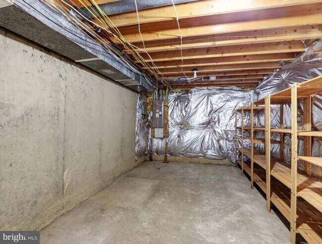 Building Photo - 8 Quails Nest Ct