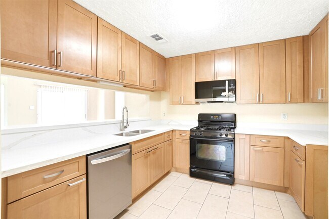 Building Photo - 7502 Addicks Clodine Rd