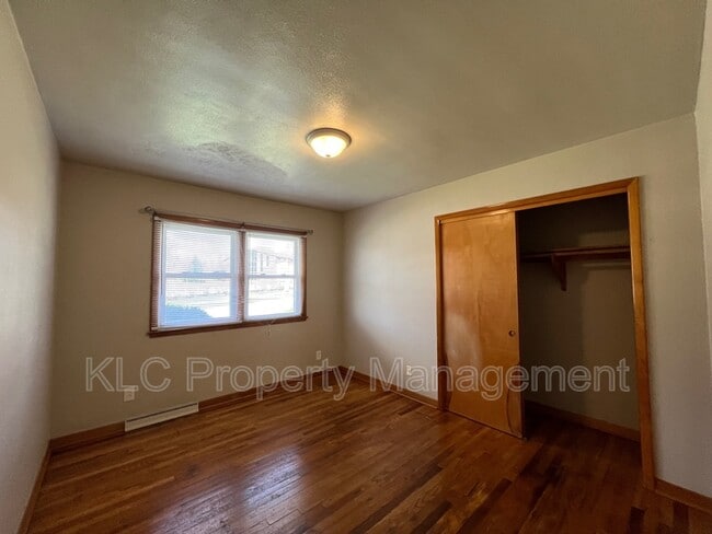Building Photo - 7218 Maryland Dr