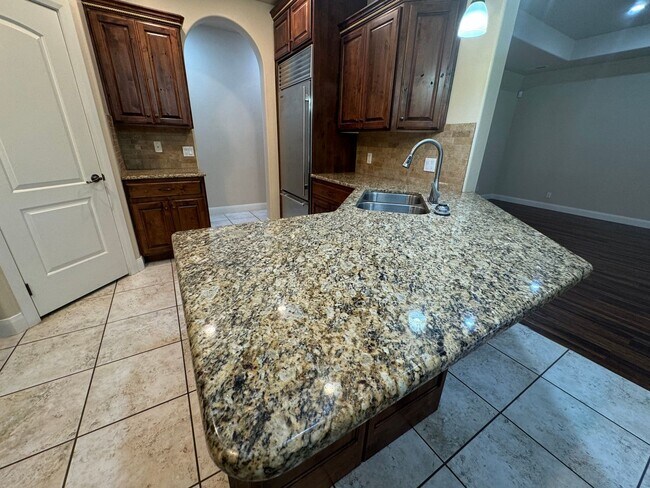 Building Photo - Great Home in LITTLE VALLEY!!!  Large yard!