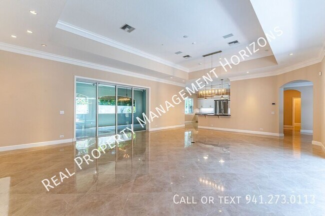 Building Photo - 6914 Stanhope Pl