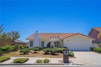Building Photo - 812 San Juan Ln