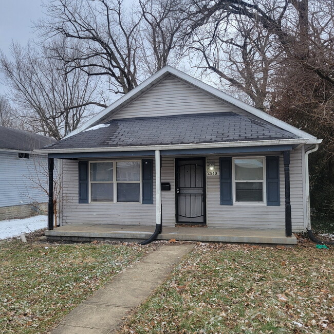 Building Photo - Eastside 3BR/2BA House w/Storage Shed!