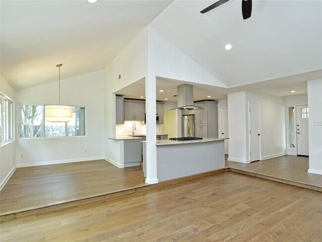 Building Photo - 7310 Inspiration Dr