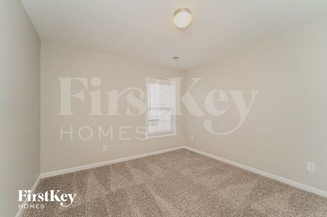 Building Photo - 1013 Loudoun Rd