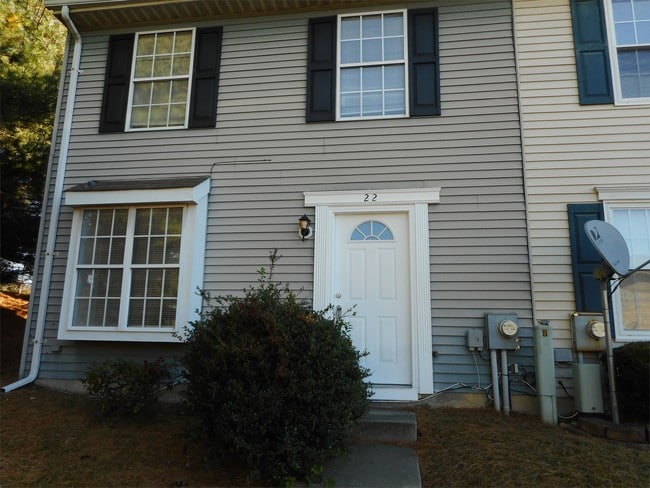 Primary Photo - 22 Anchor Ct