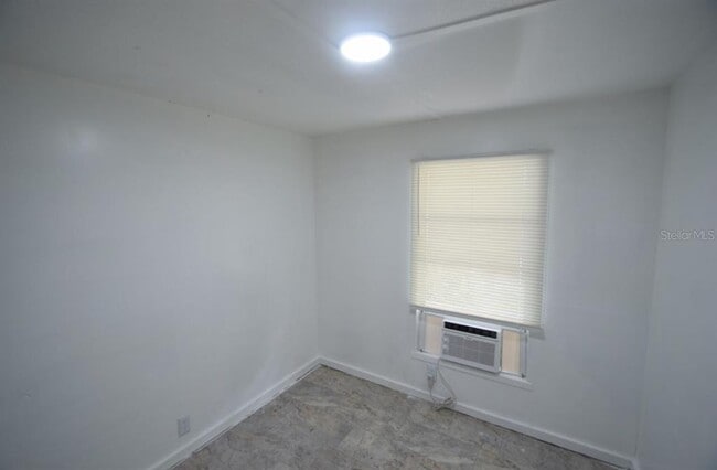 Building Photo - 3306 Peachtree Hill Rd