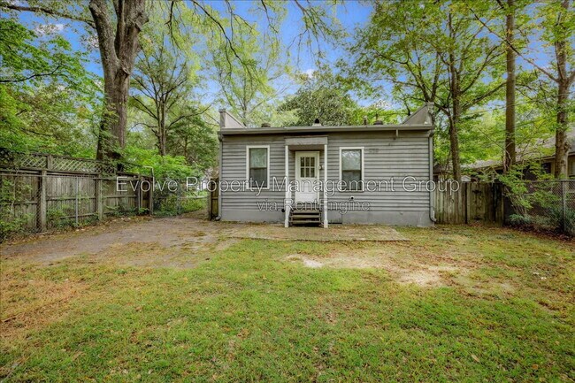 Building Photo - 431 Alexander St