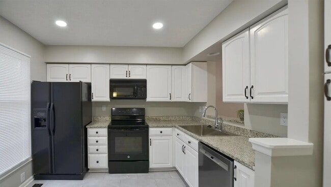 Building Photo - 413 Fleece Flower Dr