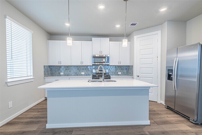 Building Photo - 4109 Fig Grv St