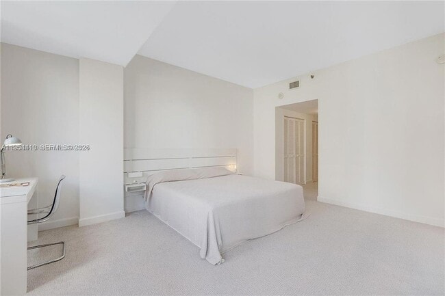 Building Photo - 201 Crandon Blvd