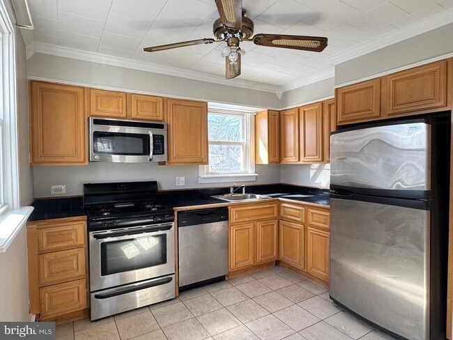 Building Photo - 3021 Texas Ave