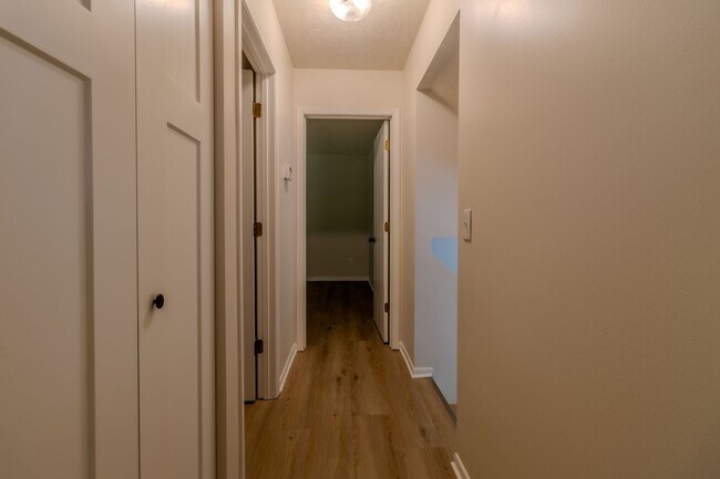 Building Photo - MF Fouch Rd-Duplex
