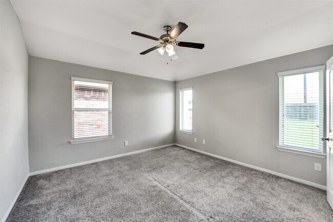 Building Photo - 3434 McDonough Way