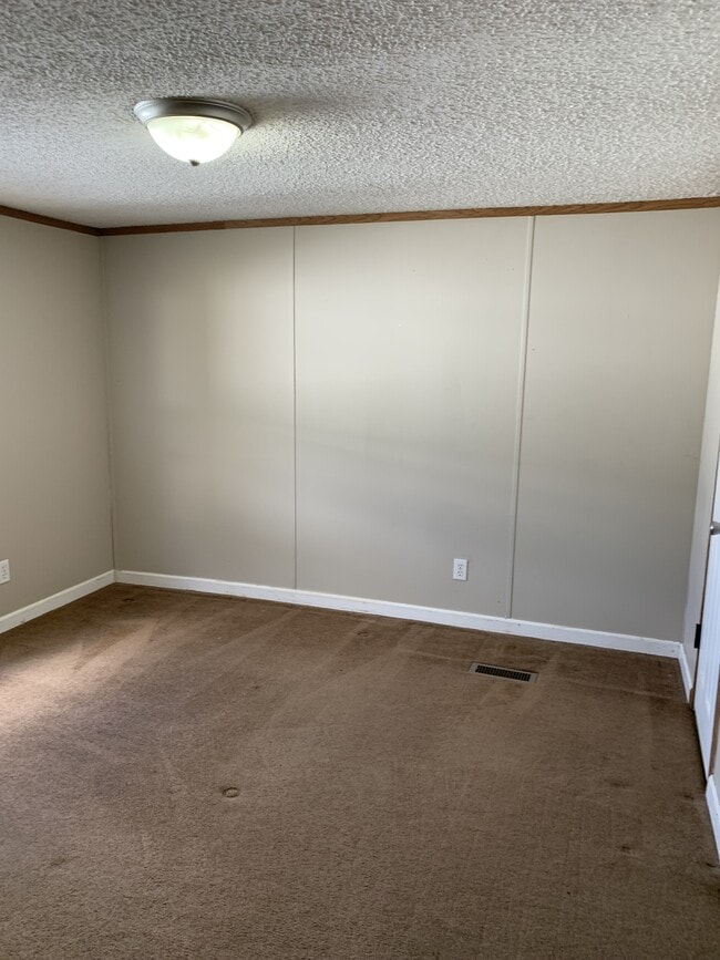 Building Photo - 154 Zackary St