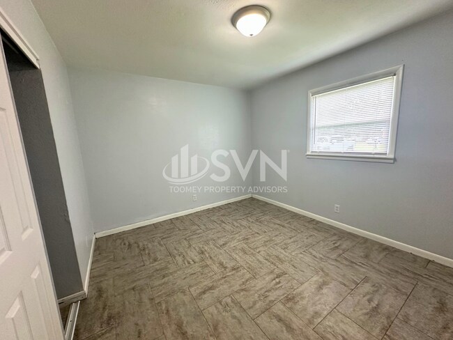 Building Photo - 4077 S Lancewood Dr
