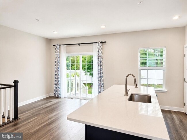 Building Photo - 340 Paca Gardens Ln