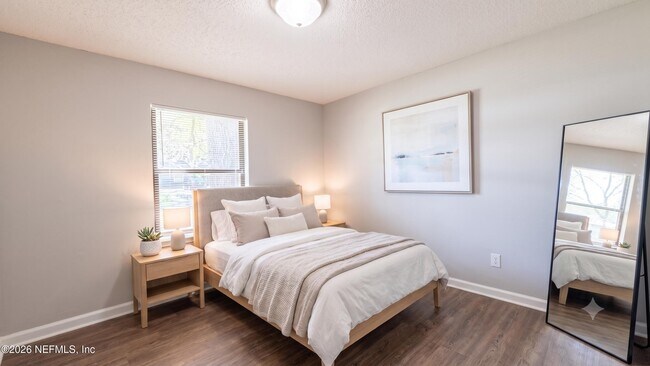 Building Photo - 4711 Cinnamon Fern Dr