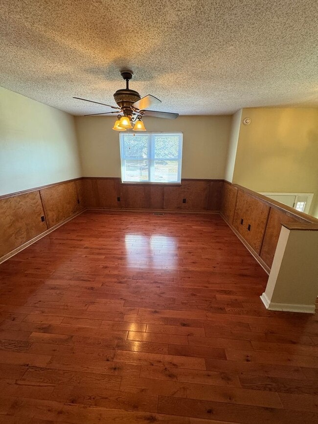 Building Photo - 37 Ty Dr