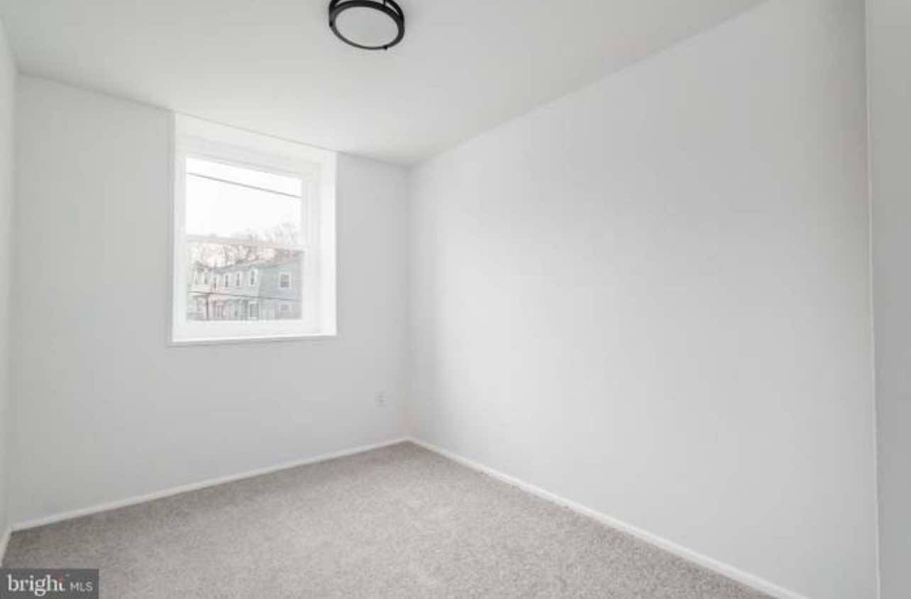 Bedroom - 1722 Allendale Pl