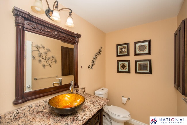 Building Photo - 37709 Glengrove Dr