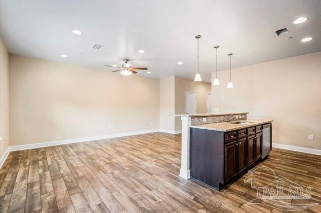 Building Photo - 3501 Mossy Oak Villas Cir