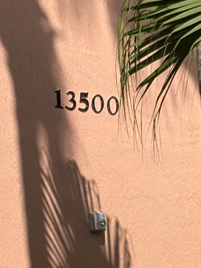Building Photo - 13500 Turtle Marsh Loop