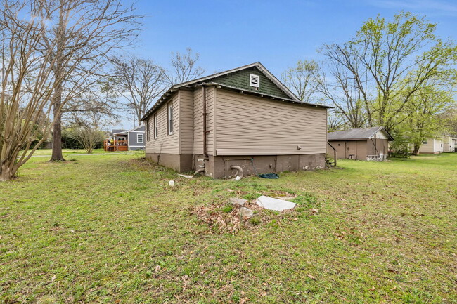 Primary Photo - Cozy 2-Bed Home in East Brainerd – Quiet S...