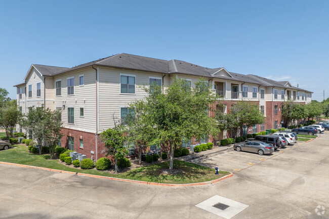 6105 W Orem Dr Houston, TX 77085 - Corinthian Village