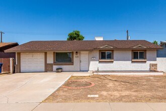 Building Photo - 3-Bedroom, 2-Bath Home with Spacious Backy...