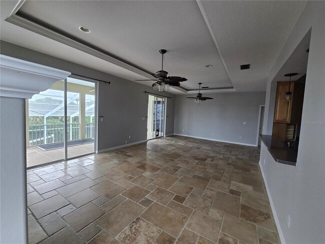 Building Photo - 7423 Southwind Dr