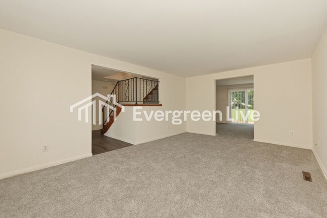 Building Photo - 4431 Procuniar Dr